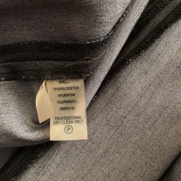 Calvin Klein - Picture 3 of 6